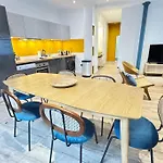 Bastille Sunbeam - Luxury Flat 80m2 - 6p 2br Apartmán