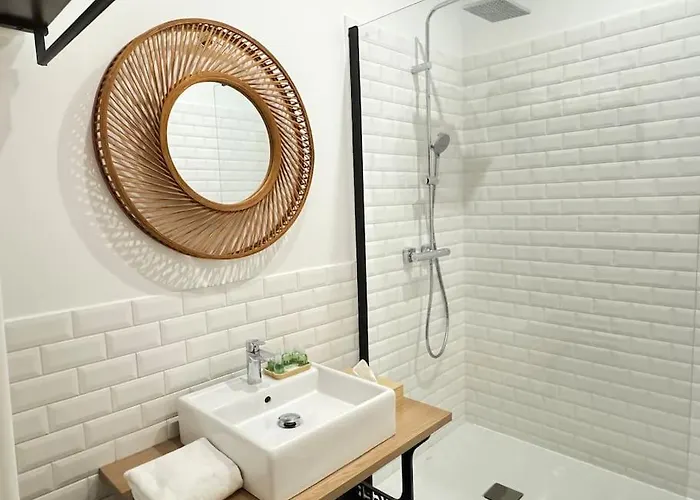 Bastille Sunbeam - Luxury Flat 80m2 - 6p 2br 아파트 *