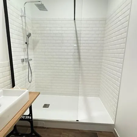 Bastille Sunbeam - Luxury Flat 80m2 - 6p 2br شقة *